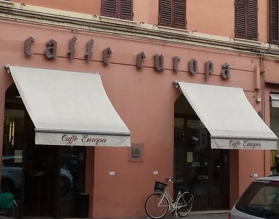 caffe-europa-in-esterno